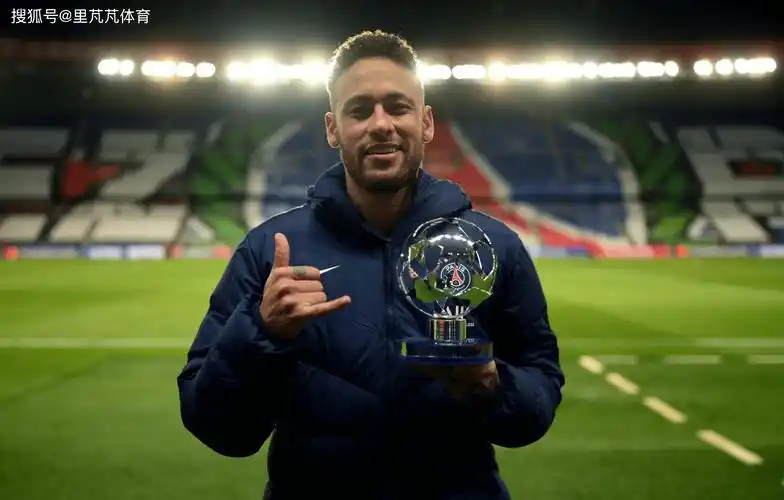 他们通过严 他们通过严